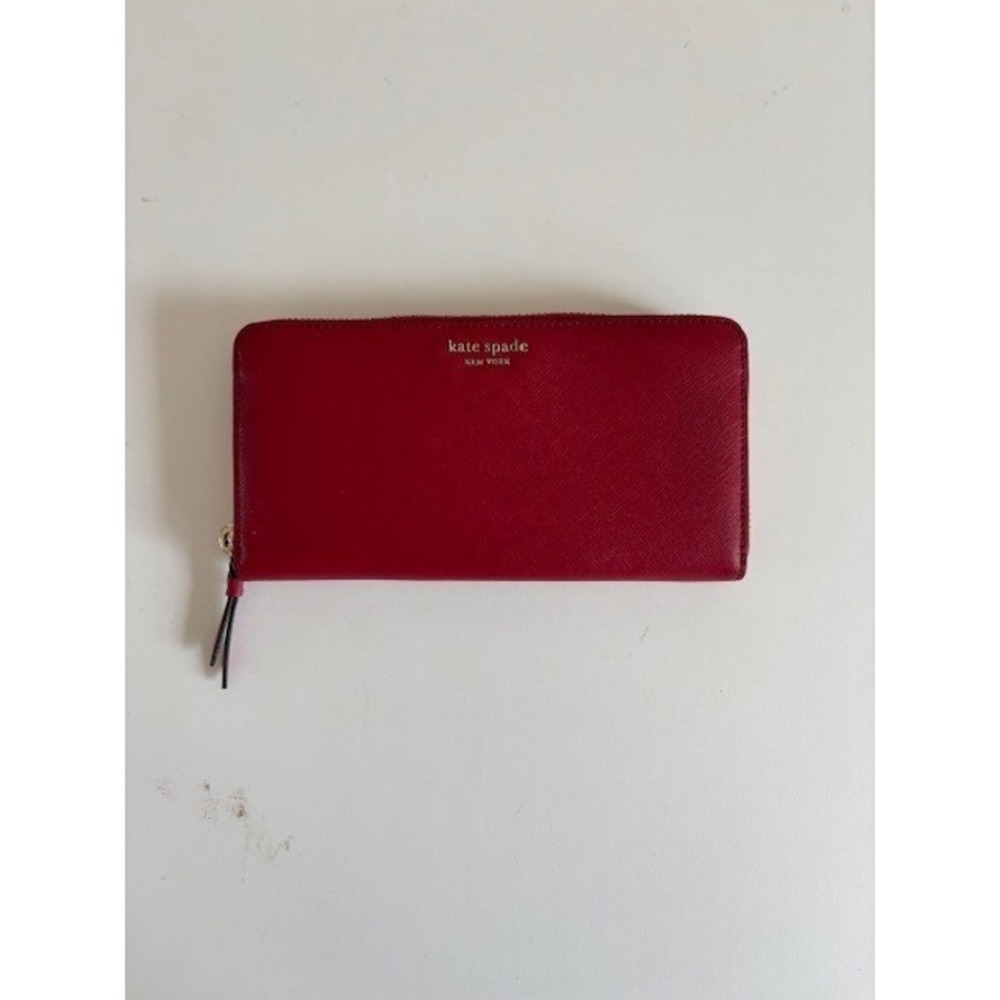 Kate Spade Red Saffiano Leather Zip Around Continental Wallet Gold‎ Logo